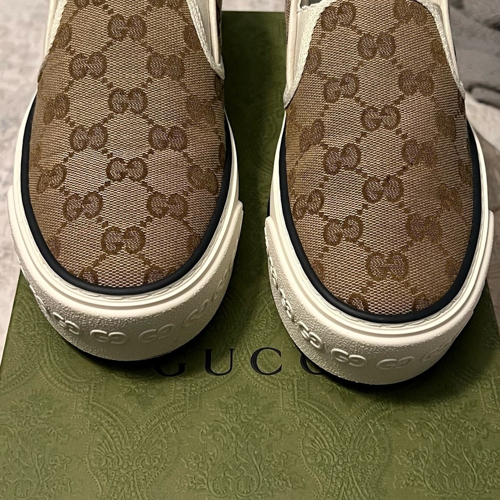 Gucci Slip on sneakers practically new